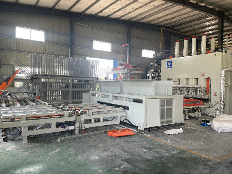1400T-3200T Laminasi Siklus Pendek Horizontal Hot Press 4×8 4×9 4×10