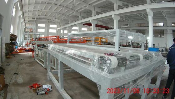 4'×10' 5'×10' Pendek Siklus Press Lines Laminate Pintu Penekan Mesin